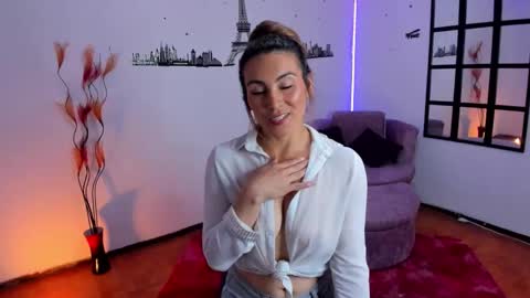 Elizabeth online show from December 4, 11:59 pm