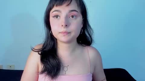 Elizabeth Taylor online show from November 9, 1:42 am