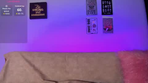 Elizabeth bolt    online show from May 28, 7:56 pm