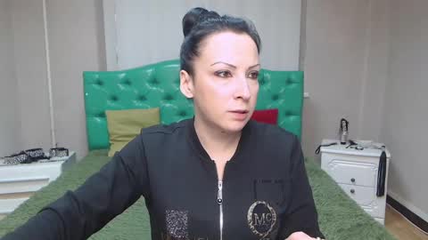 ElizabethSho online show from January 25, 6:24 pm