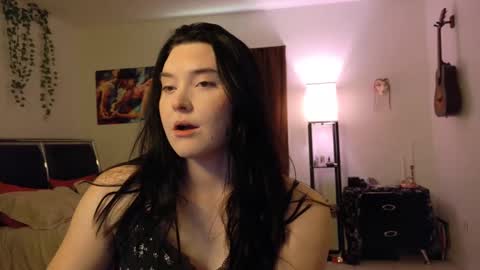 Eliza online show from February 11, 10:39 pm