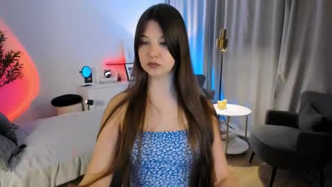 Eliza online show from April 12, 1:26 pm