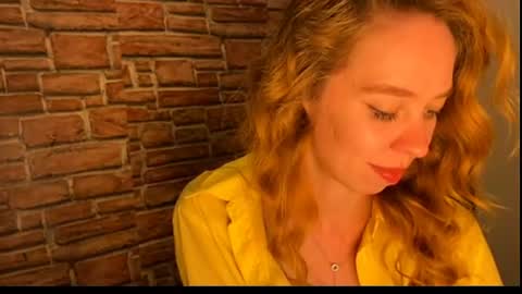 Eliza online show from June 16, 7:40 pm