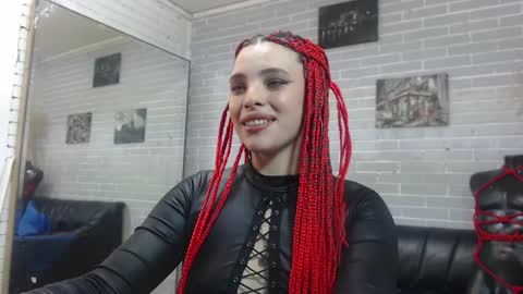 Snapshot of elizatex chatting on January 17, 3:34 am online show from January 17, 3:34 am