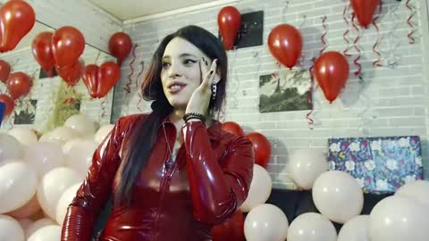 Snapshot of elizatex chatting on March 12, 2:20 am online show from March 12, 2:20 am