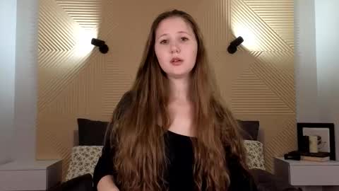 Lisa  online show from September 20, 5:16 pm