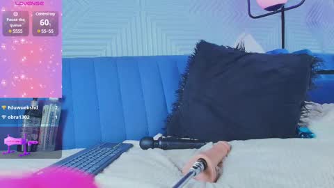 elizbeth_777 online show from February 19, 10:31 pm