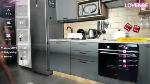 Eliz                               online show from October 3, 5:21 pm