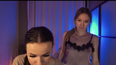 elizzza_ online show from February 8, 7:26 am