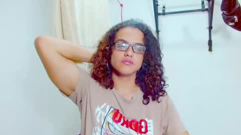 Snapshot of elkingthe chatting on February 15, 6:44 pm Diana online show from February 15, 6:44 pm