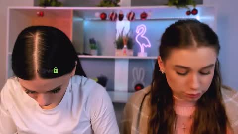 ella_coco online show from January 9, 7:36 am