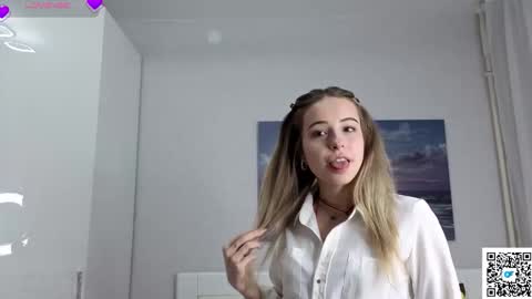 ella_desire online show from February 4, 2:21 pm