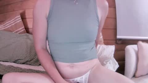 Ella - Girl Next Door online show from February 25, 2:36 am