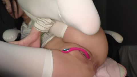 Lee online show from April 11, 7:45 am