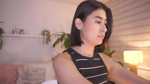 ELLA OWEN online show from April 28, 2:27 am