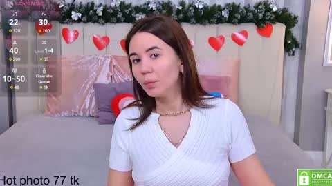 Ella online show from March 12, 4:08 am