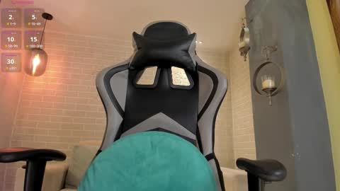 EllaClark online show from October 22, 6:42 pm