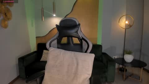 EllaClark online show from February 25, 7:16 pm