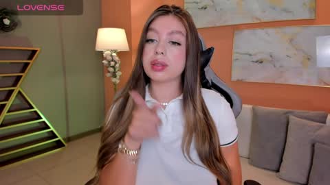 EllaClark online show from February 5, 6:37 pm