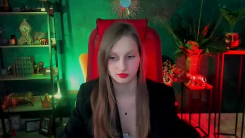 Snapshot of ellahorton chatting on February 28, 3:37 pm Ella online show from February 28, 3:37 pm