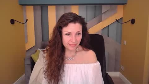 EllaLongs online show from March 10, 12:42 pm