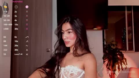 Ella online show from October 16, 12:54 am