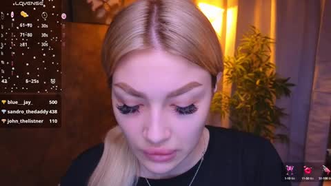 ellamilla online show from January 20, 5:37 am