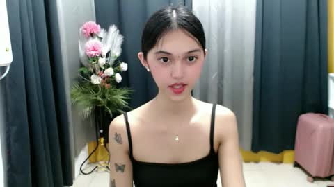 ELLA online show from May 26, 4:13 pm