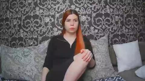 EllaNuar online show from February 6, 7:34 am