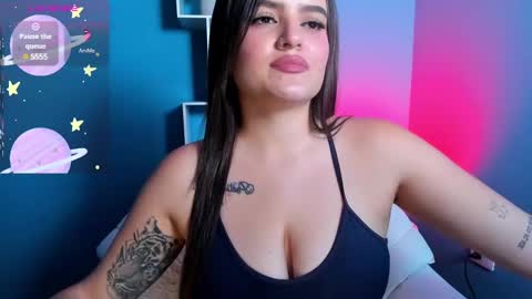 Snapshot of ellarosee_ chatting on March 1, 3:49 pm ellarosee_ online show from March 1, 3:49 pm