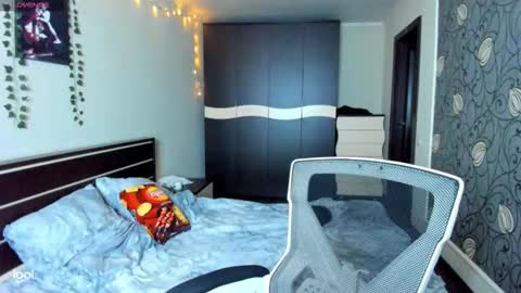 Luna online show from October 22, 1:46 pm