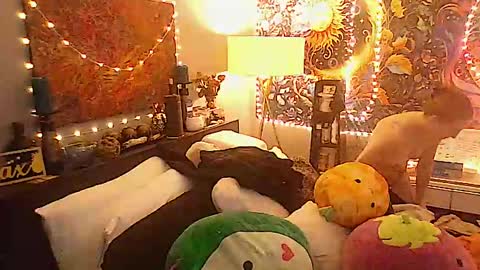 Lizzy Kay Petite online show from February 15, 11:25 pm