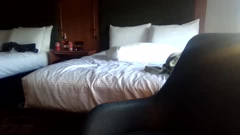 ElleNV online show from November 6, 11:30 pm