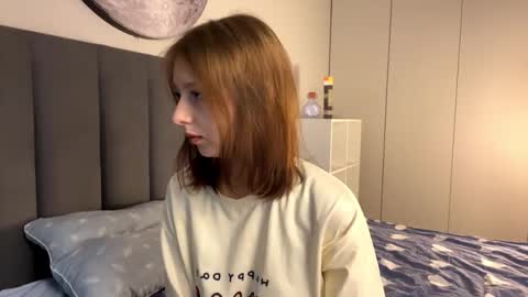 Ellie online show from September 23, 7:35 am