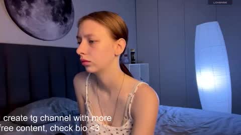 Ellie online show from October 30, 7:42 am