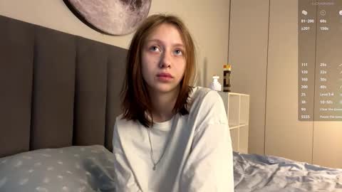 Ellie online show from September 18, 7:12 am