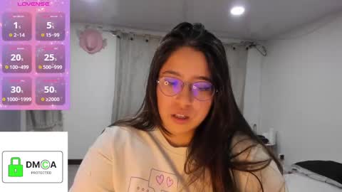 Ellie online show from February 19, 3:17 am