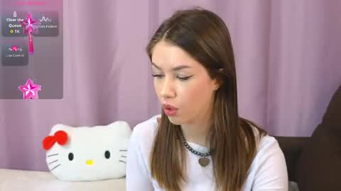 ellie online show from April 19, 5:41 am