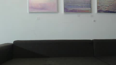Snapshot of elliewalkersdreamgirl chatting on February 18, 8:25 pm Effie1818 online show from February 18, 8:25 pm