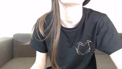 Snapshot of elliewalkersdreamgirl chatting on February 20, 9:20 pm Effie1818 online show from February 20, 9:20 pm