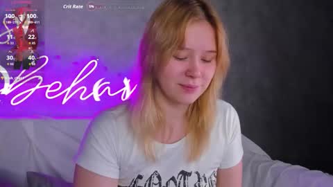 Snapshot of ellya_castro chatting on September 21, 12:47 am ellya_castro online show from September 21, 12:47 am