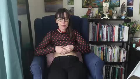 Snapshot of ellynaomi chatting on February 14, 6:29 pm Elly Naomi online show from February 14, 6:29 pm