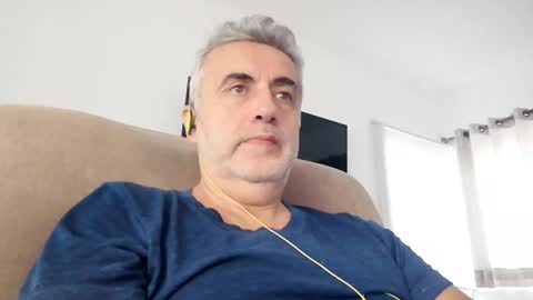 Snapshot of elmejorfvb2 chatting on February 22, 1:46 pm fer online show from February 22, 1:46 pm