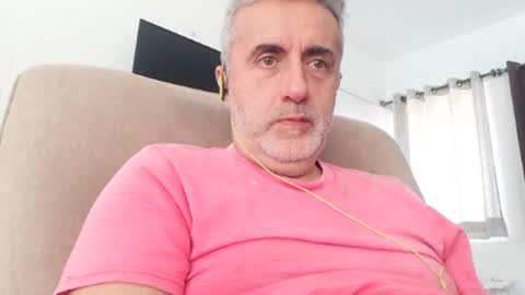 Snapshot of elmejorfvb2 chatting on February 17, 5:44 pm fer online show from February 17, 5:44 pm