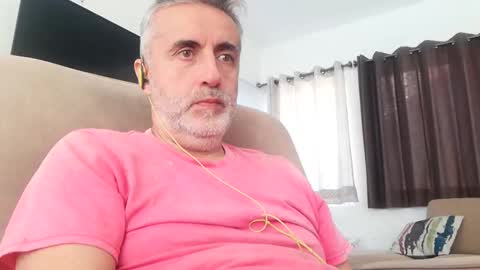 Snapshot of elmejorfvb2 chatting on December 5, 4:28 pm fer online show from December 5, 4:28 pm