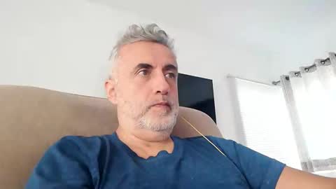 Snapshot of elmejorfvb2 chatting on February 8, 2:16 pm fer online show from February 8, 2:16 pm