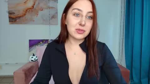 elmirapowers online show from October 18, 12:20 pm