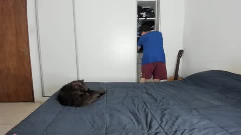 elnenedearg online show from October 19, 3:22 am