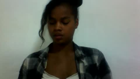elodie228680 online show from June 11, 5:05 am