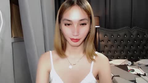 elora_charming online show from February 19, 5:16 pm